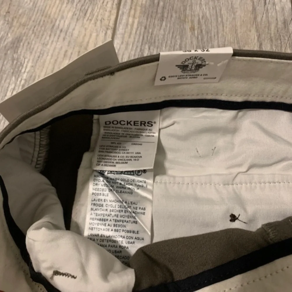 dockers | easy khaki classic fit pants
